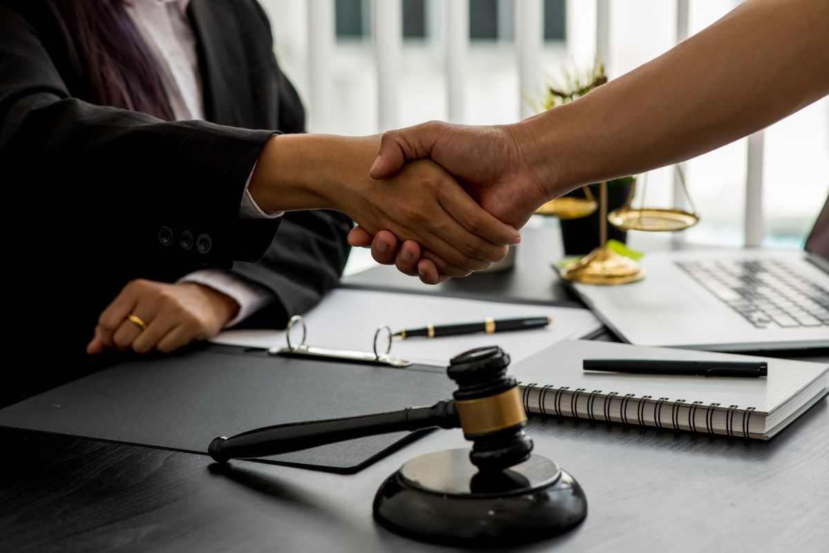 multada 25 mila euro per aver dichiarato il falso al reddito di cittadinanza