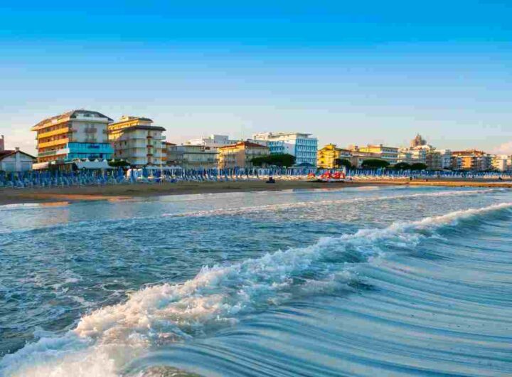 lungomare più esteso d'europa: lido di jesolo